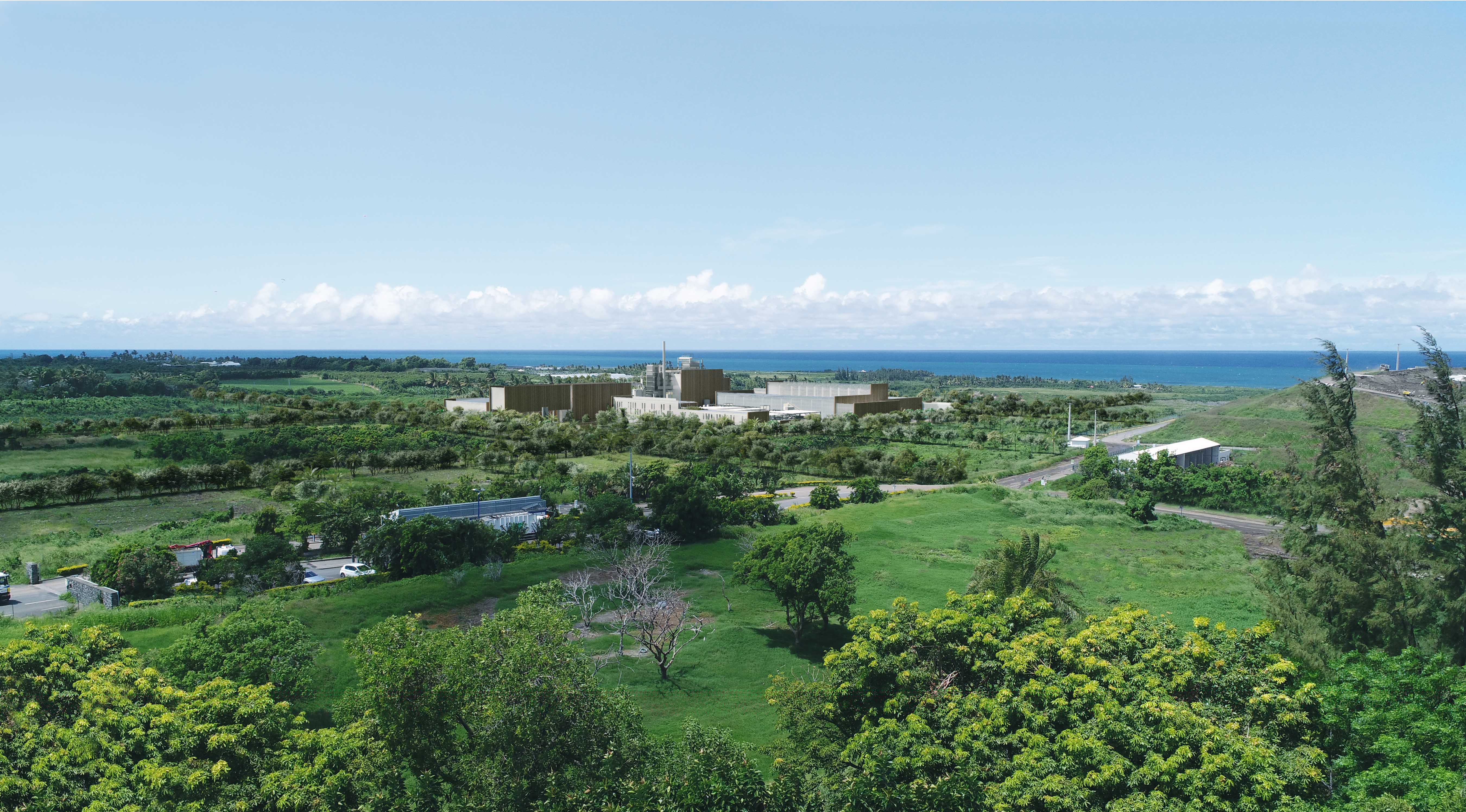 Vue d'ensemble du pôle multi filières  de la Réunion © Architrav